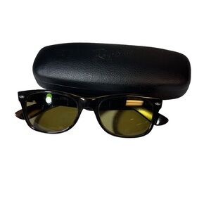 Ray-Ban mens brown tortoise shell new wayfarer 52 18 sunglasses EUC